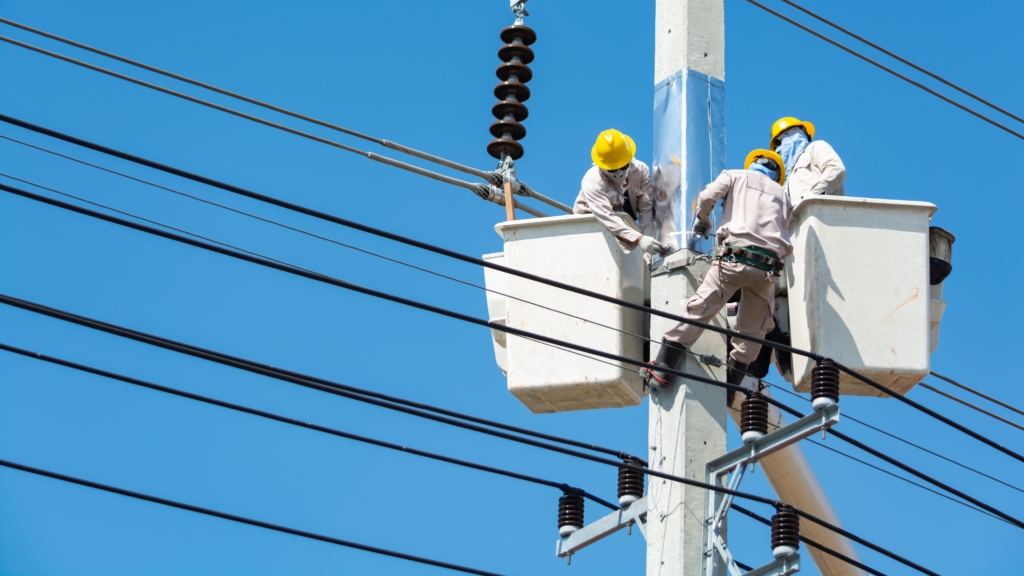 公共案件基盤を持つ電気通信工事業